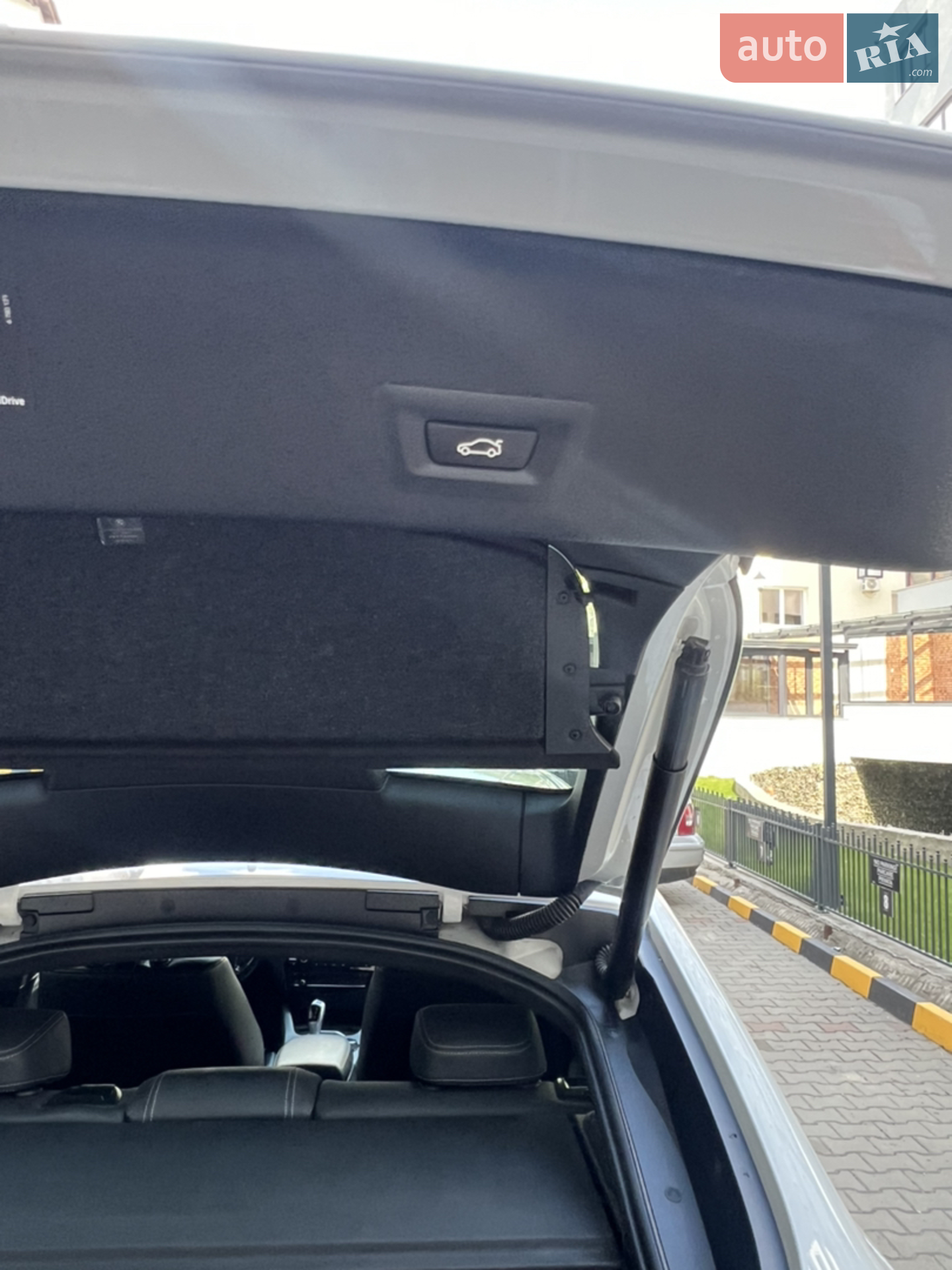 2015 BMW X4 - мініатюра 27
