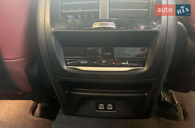 Внедорожник / Кроссовер BMW X4 2021 в 