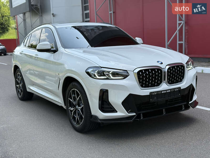 Внедорожник / Кроссовер BMW X4 2022 в 