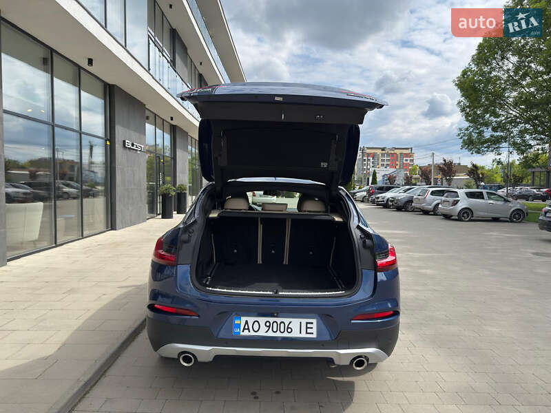 Позашляховик / Кросовер BMW X4 2018 в Ужгороді