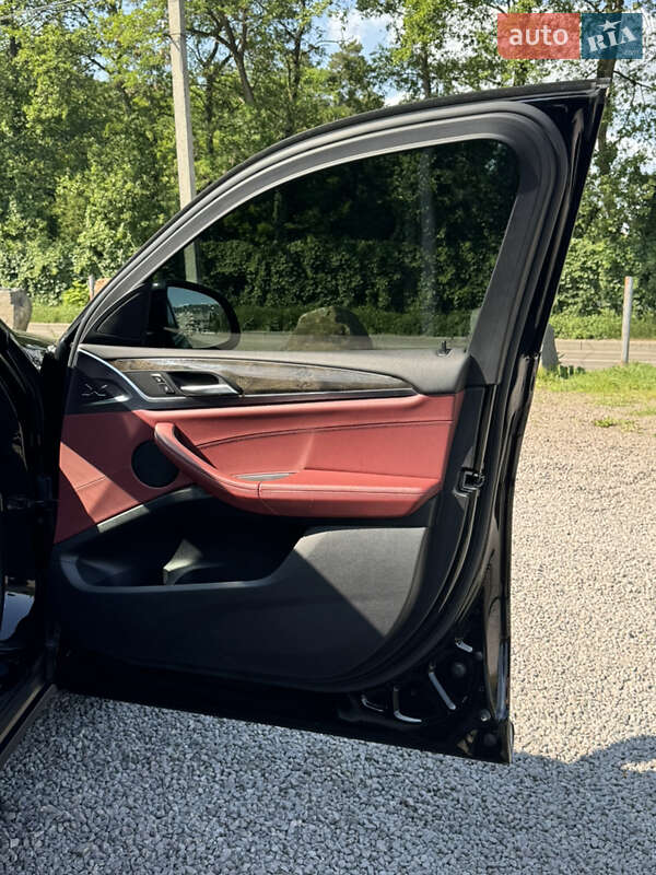 Внедорожник / Кроссовер BMW X4 2019 в Львове