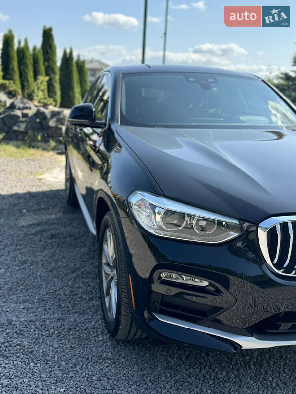 Внедорожник / Кроссовер BMW X4 2019 в Львове