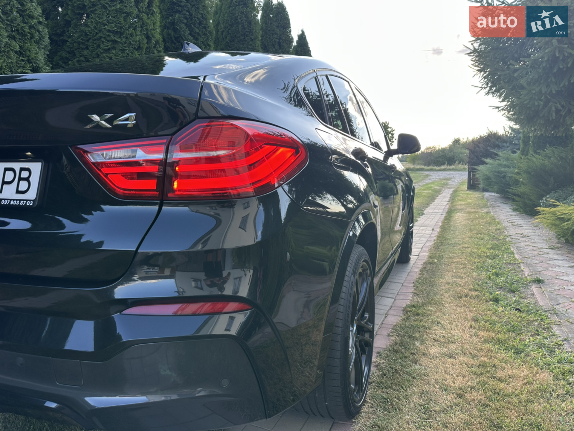 2017 BMW X4 - мініатюра 10