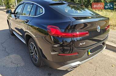 Внедорожник / Кроссовер BMW X4 2022 в Киеве