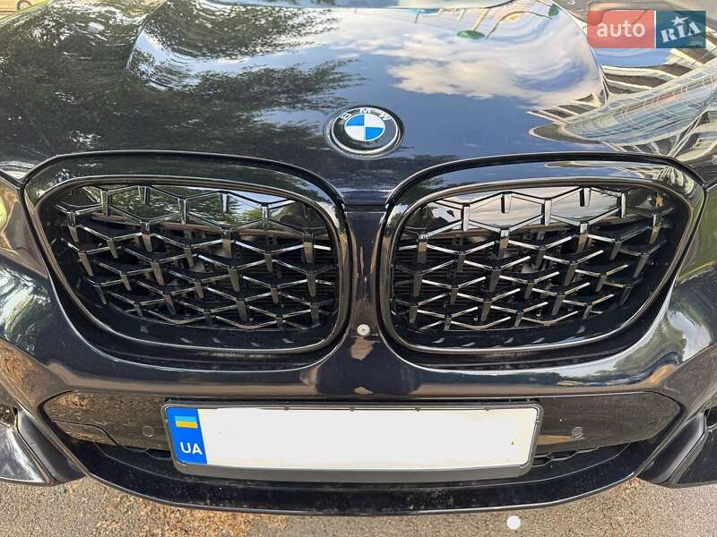 Внедорожник / Кроссовер BMW X4 2018 в Киеве