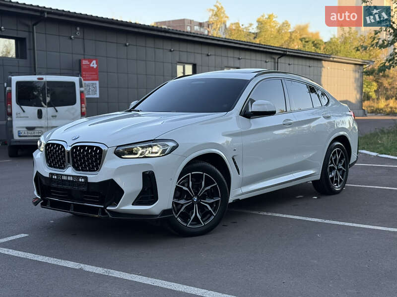 Внедорожник / Кроссовер BMW X4 2022 в Киеве