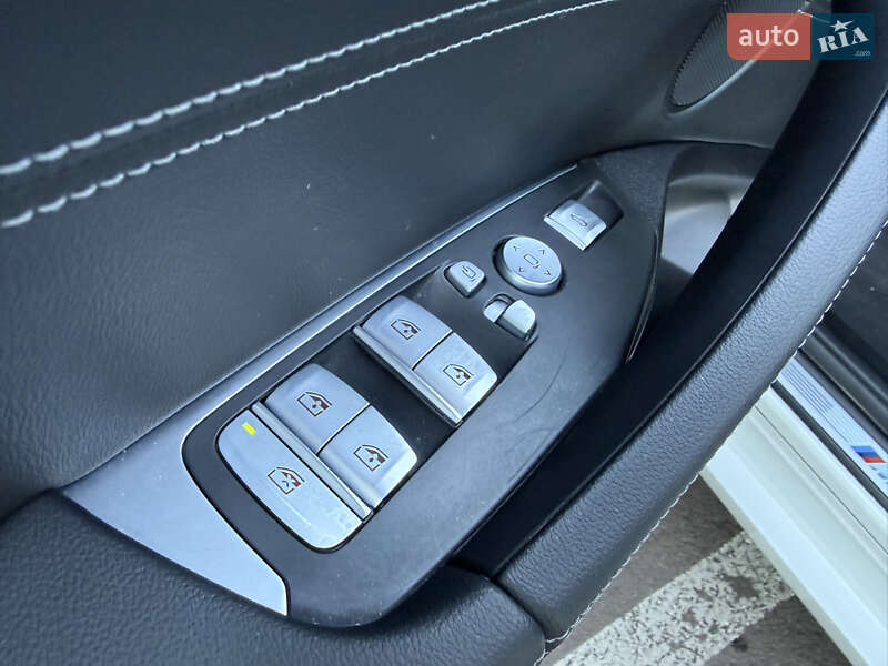 Внедорожник / Кроссовер BMW X4 2022 в Киеве