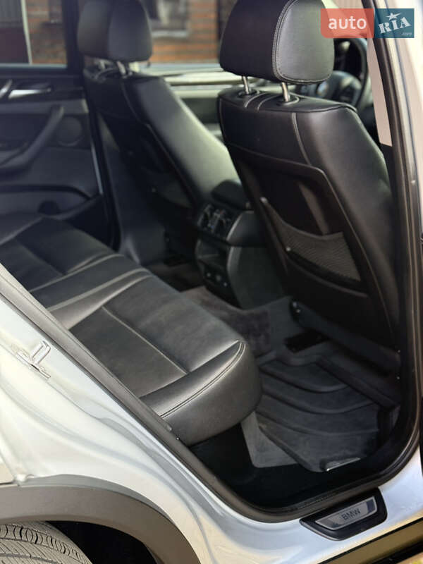 Внедорожник / Кроссовер BMW X4 2015 в Дрогобыче