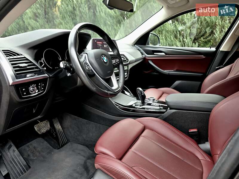 Внедорожник / Кроссовер BMW X4 2021 в Самборе