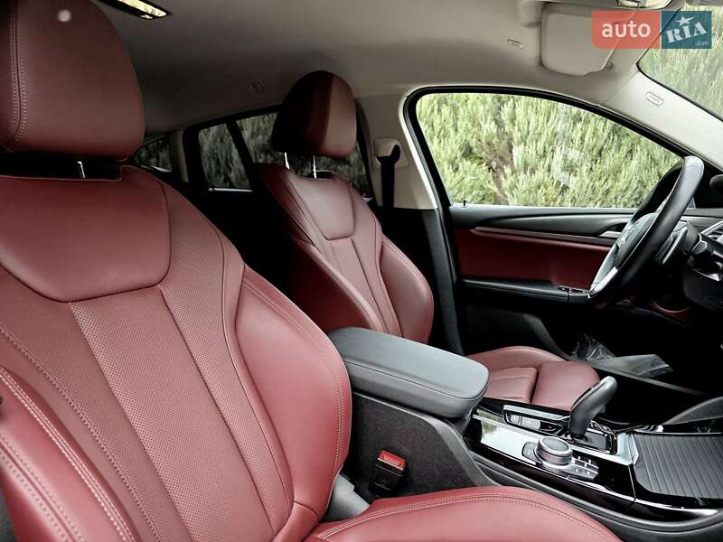 Внедорожник / Кроссовер BMW X4 2021 в Самборе