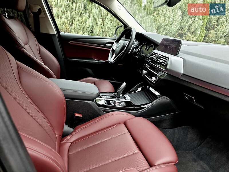 Внедорожник / Кроссовер BMW X4 2021 в Самборе