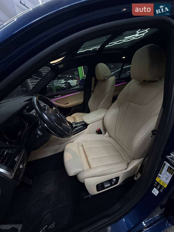 Внедорожник / Кроссовер BMW X4 2019 в Киеве