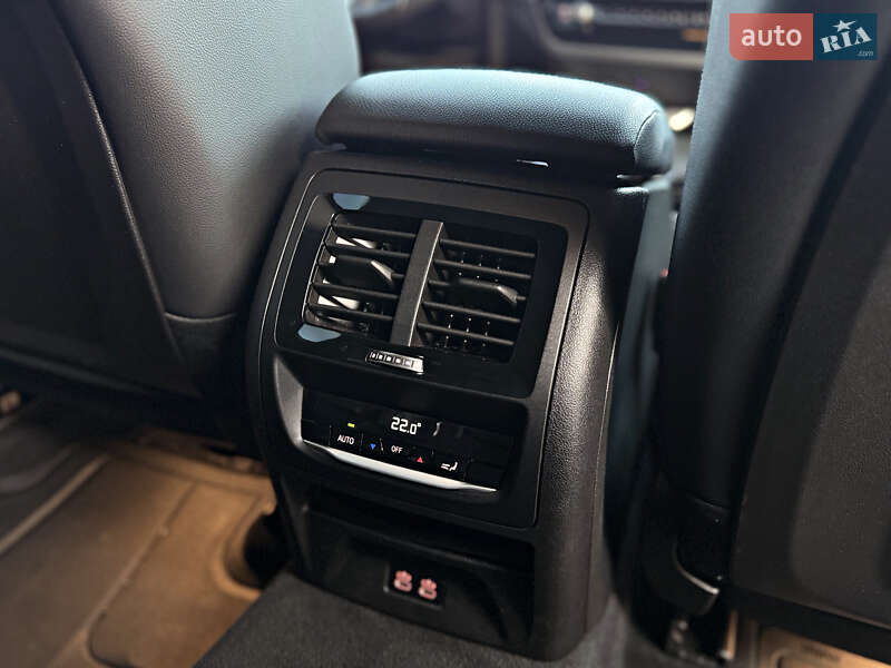 Внедорожник / Кроссовер BMW X4 2022 в Буче