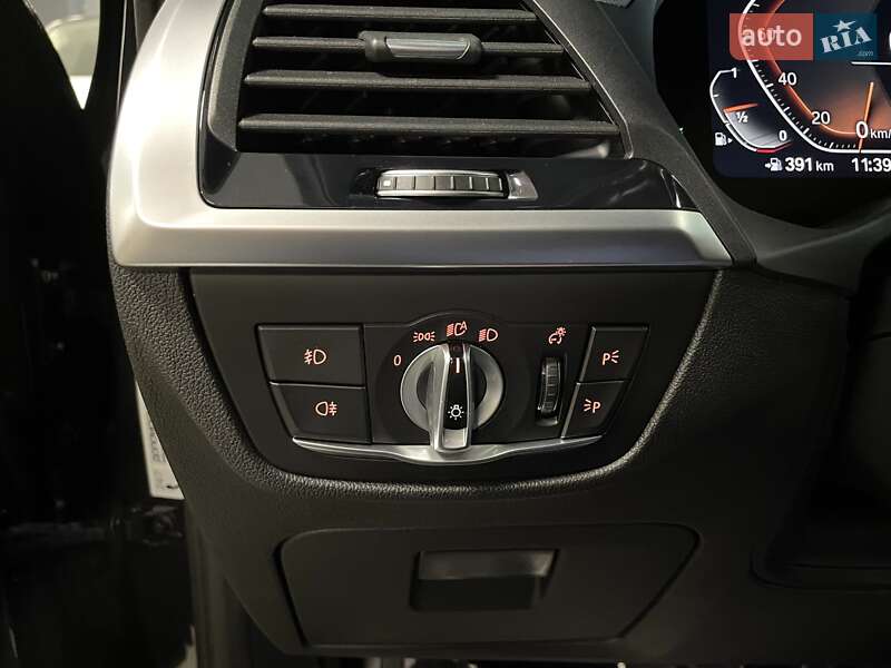 Внедорожник / Кроссовер BMW X4 2021 в Львове