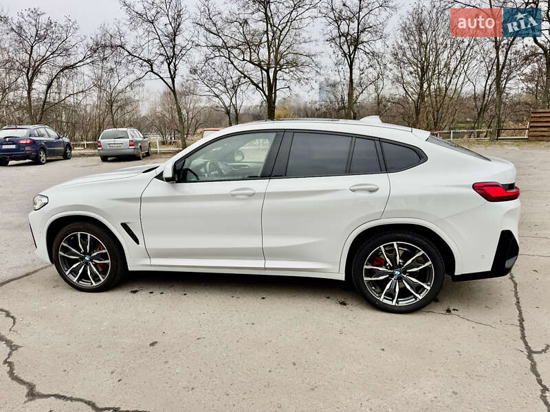 Внедорожник / Кроссовер BMW X4 2023 в Харькове