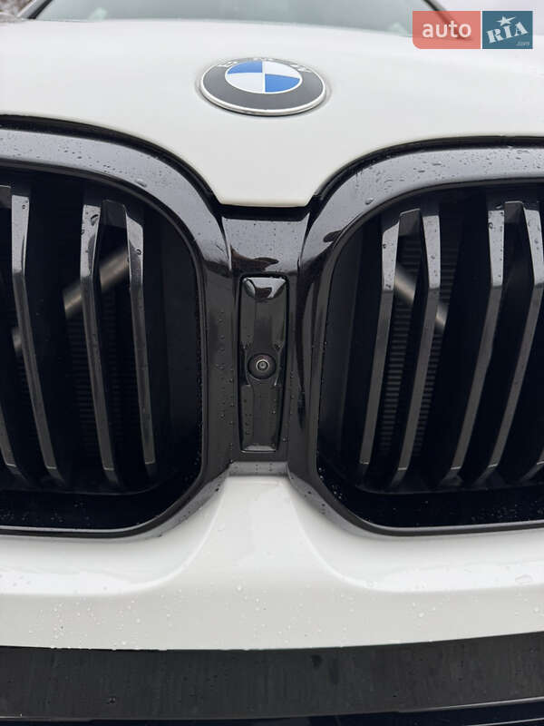 Внедорожник / Кроссовер BMW X4 2023 в Харькове