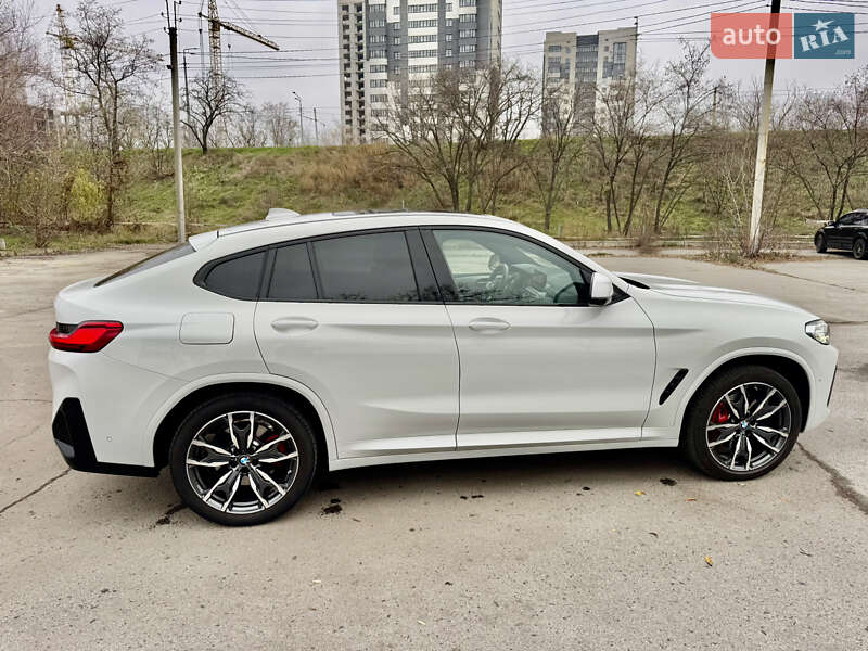 Внедорожник / Кроссовер BMW X4 2023 в Харькове