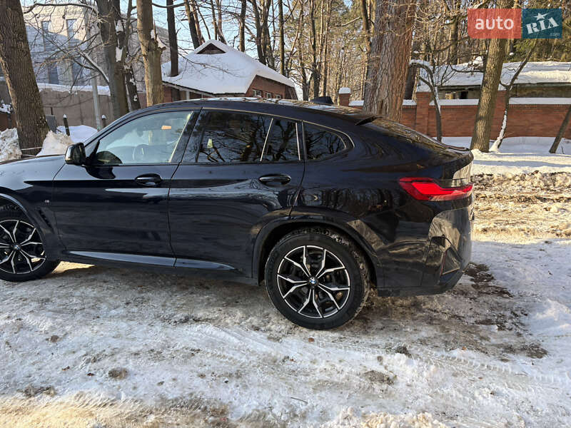 Внедорожник / Кроссовер BMW X4 2022 в Львове