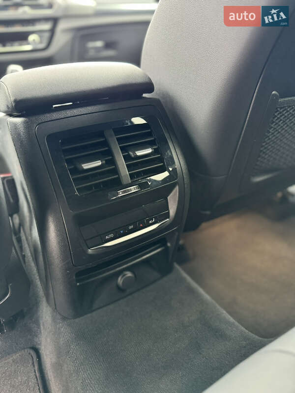 Позашляховик / Кросовер BMW X4 2019 в Києві фото 20 Позашляховик / Кросовер BMW X4 2019 в Києві