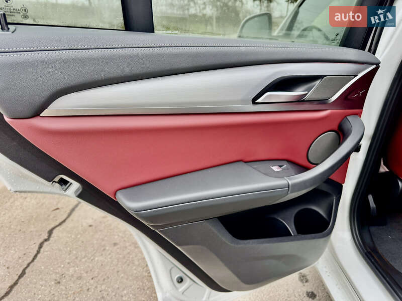 Позашляховик / Кросовер BMW X4 2023 в Харкові фото 28 Позашляховик / Кросовер BMW X4 2023 в Харкові