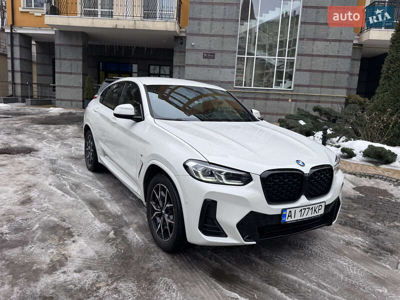 Внедорожник / Кроссовер BMW X4 2022 в Киеве