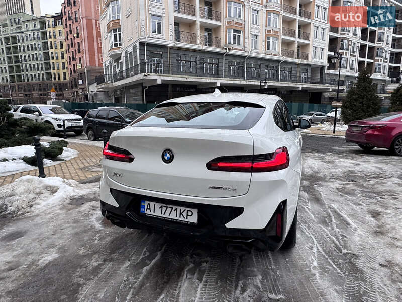 Внедорожник / Кроссовер BMW X4 2022 в Киеве