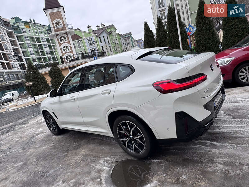 Внедорожник / Кроссовер BMW X4 2022 в Киеве