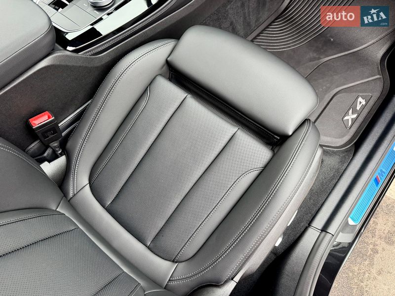 Внедорожник / Кроссовер BMW X4 2022 в Киеве