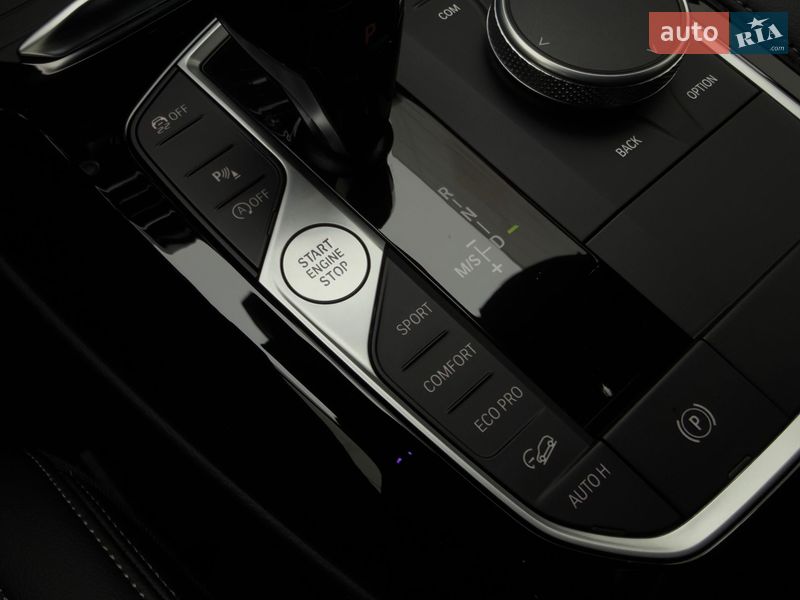 Внедорожник / Кроссовер BMW X4 2022 в Киеве