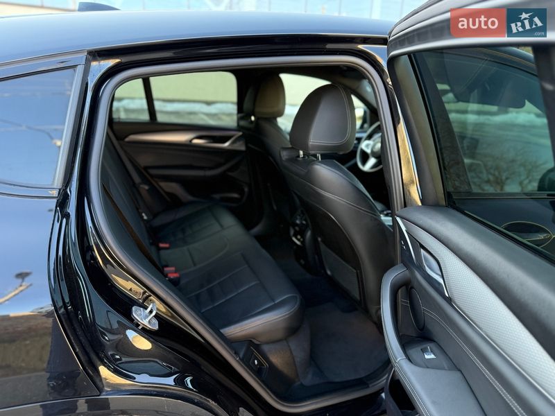 Внедорожник / Кроссовер BMW X4 2020 в Стрые