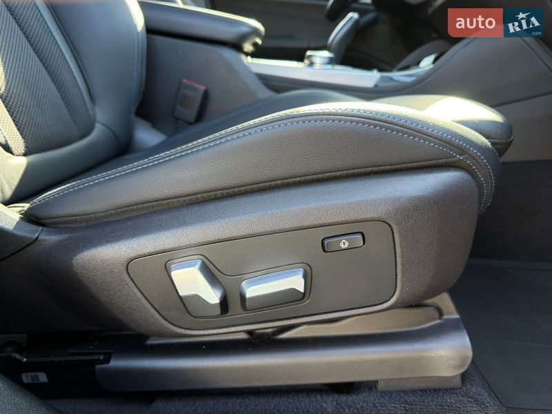 Внедорожник / Кроссовер BMW X4 2019 в Киеве