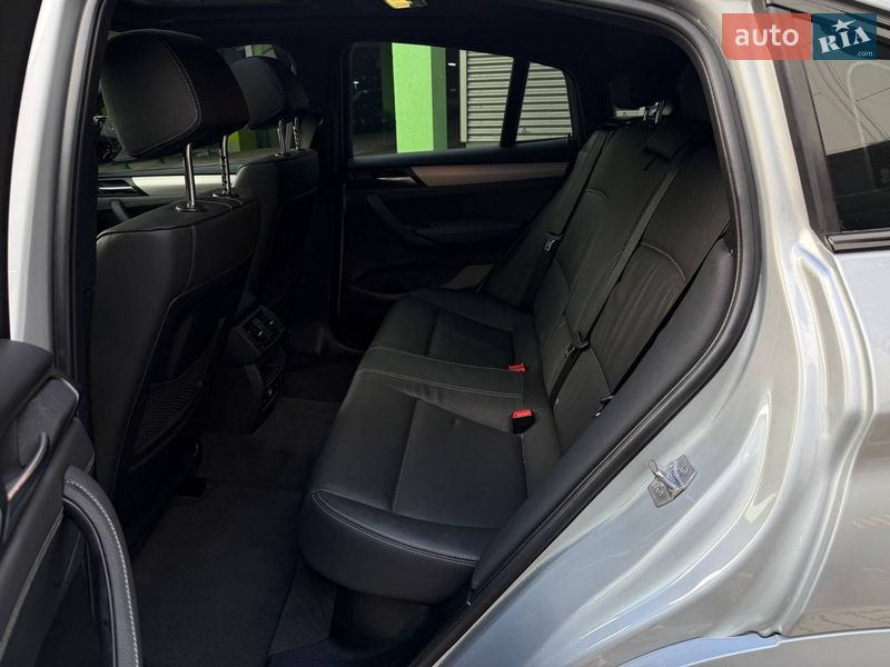 Внедорожник / Кроссовер BMW X4 2017 в Киеве