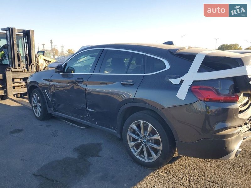 Внедорожник / Кроссовер BMW X4 2019 в Киеве