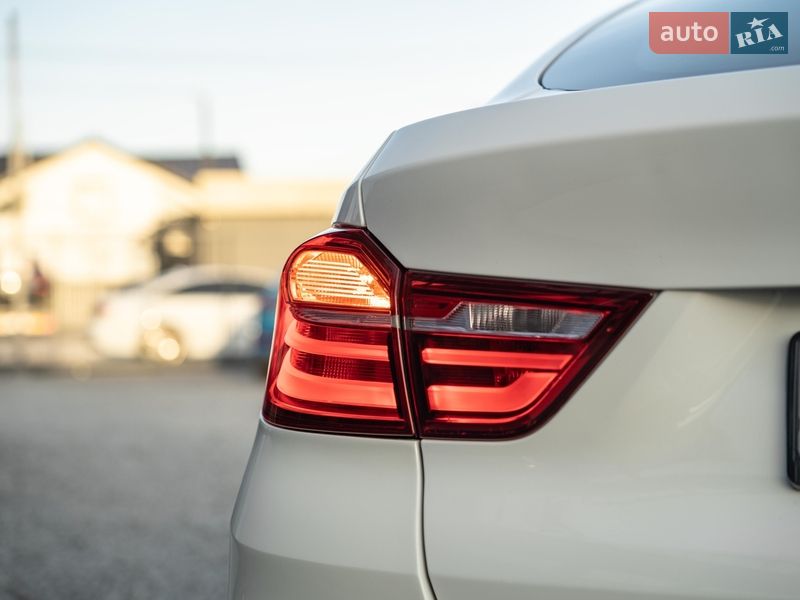 Внедорожник / Кроссовер BMW X4 2015 в Черновцах