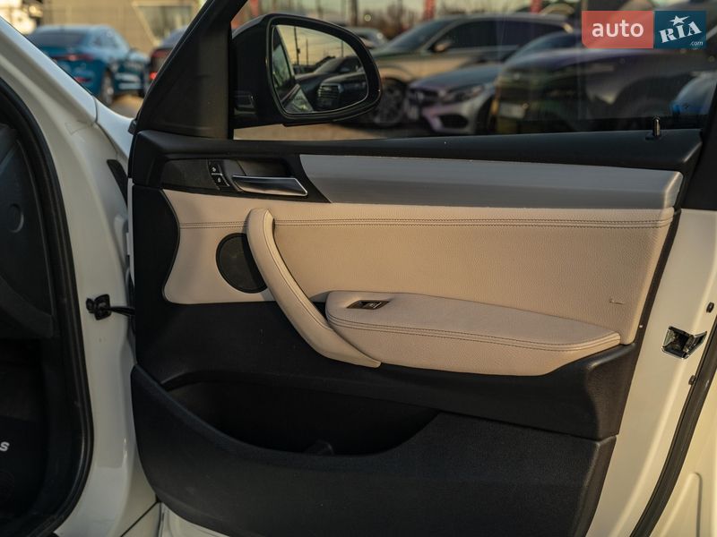 Внедорожник / Кроссовер BMW X4 2015 в Черновцах