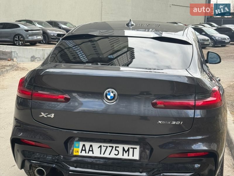 Внедорожник / Кроссовер BMW X4 2021 в Киеве