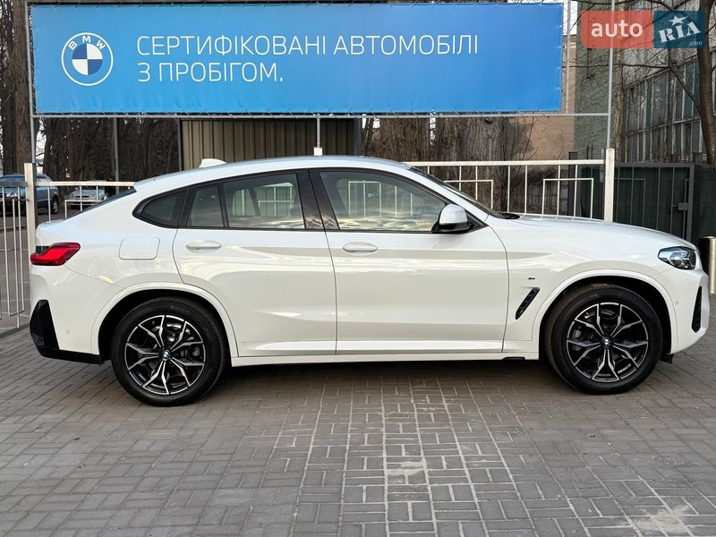 Внедорожник / Кроссовер BMW X4 2022 в Черкассах