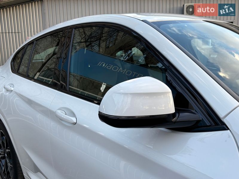 Внедорожник / Кроссовер BMW X4 2022 в Черкассах