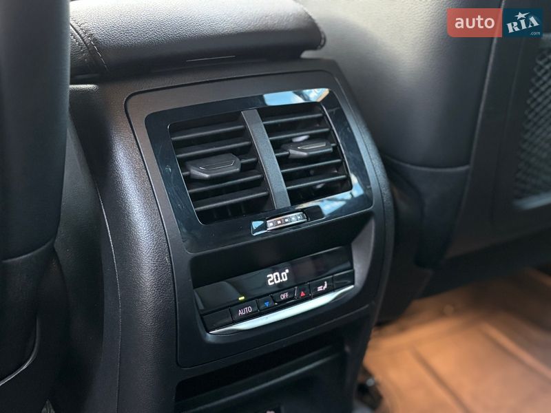 Внедорожник / Кроссовер BMW X4 2022 в Черкассах