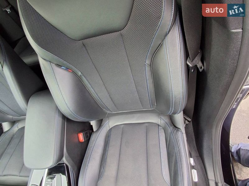 Внедорожник / Кроссовер BMW X4 2020 в Киеве