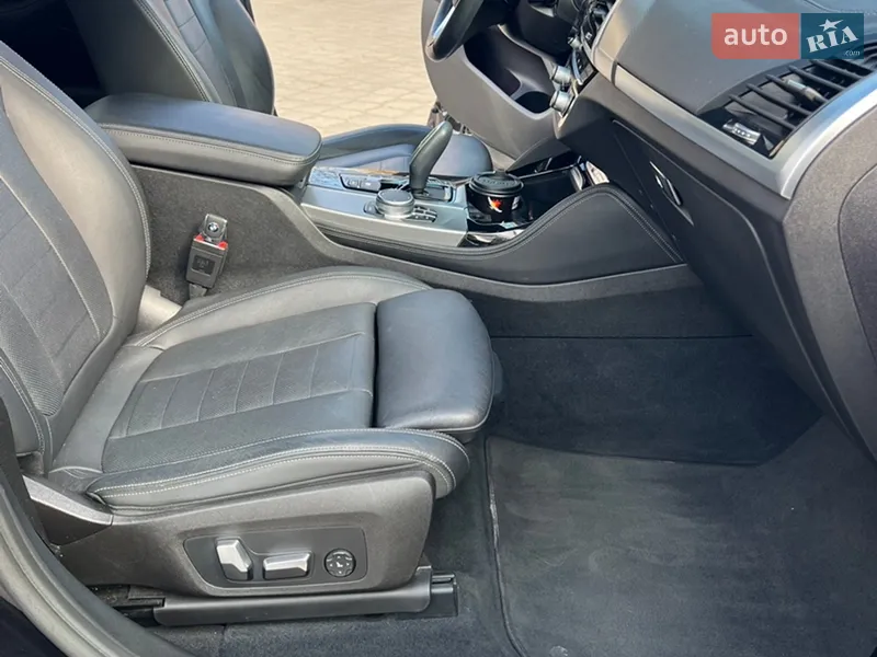 BMW X4 2019 VIN 5UXUJ5C51KLJ63596 фото оголошення 30 з 81
