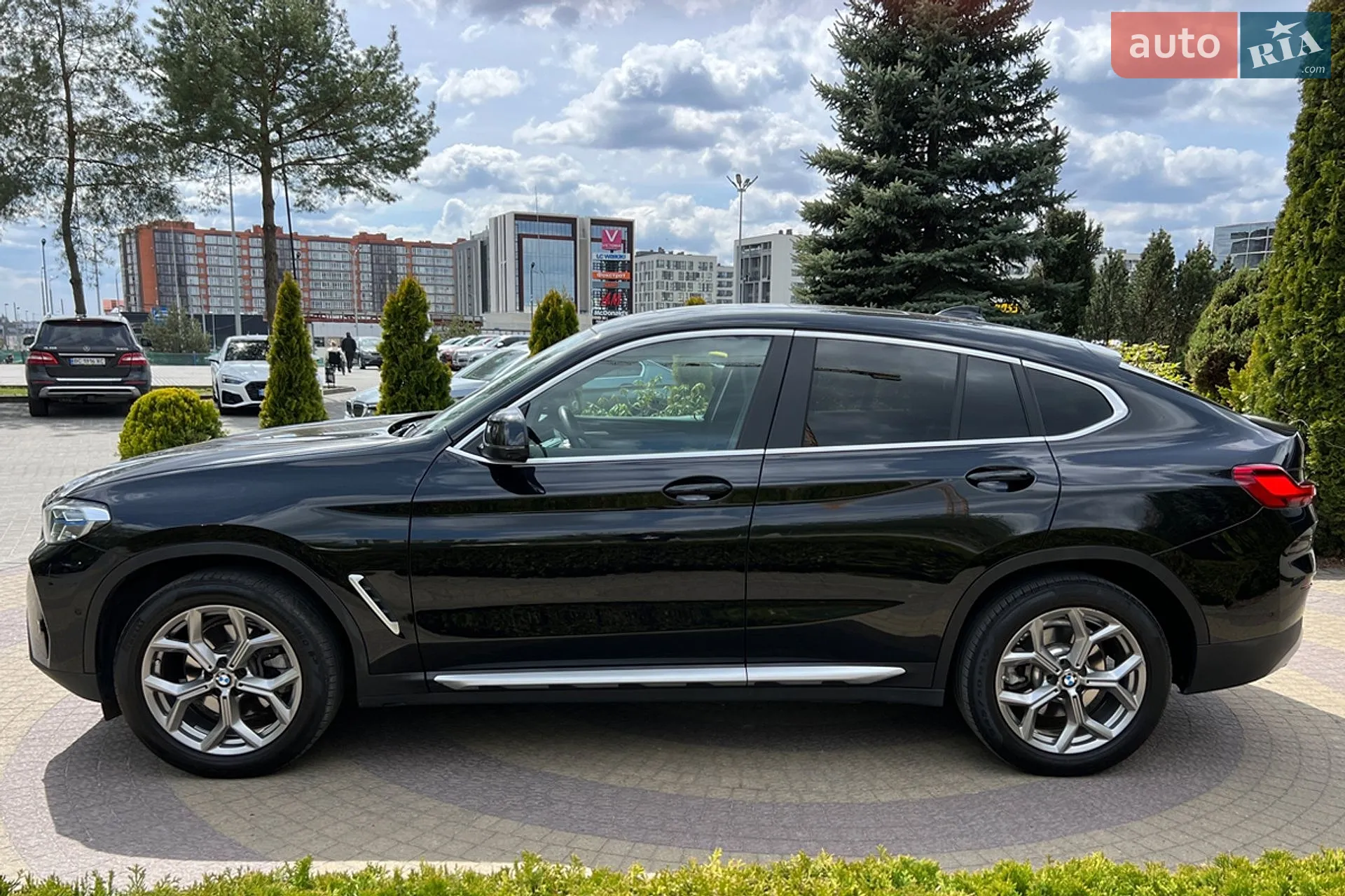 2024 BMW X4 - мініатюра 4