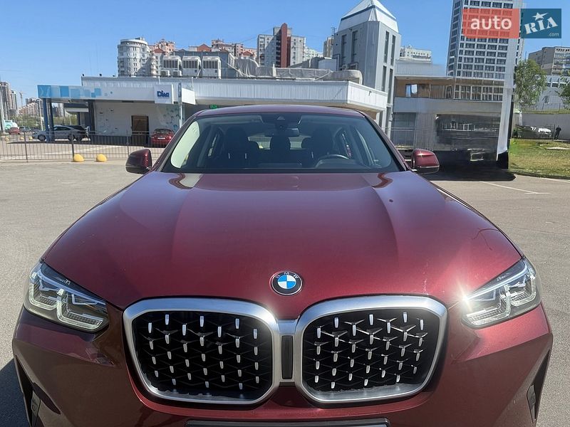 Внедорожник / Кроссовер BMW X4 2022 в Киеве