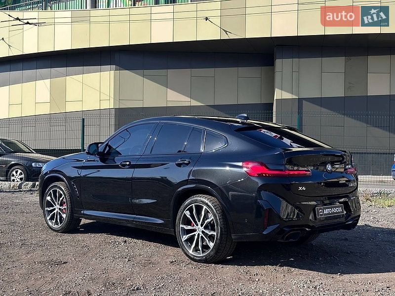 Внедорожник / Кроссовер BMW X4 2021 в Киеве