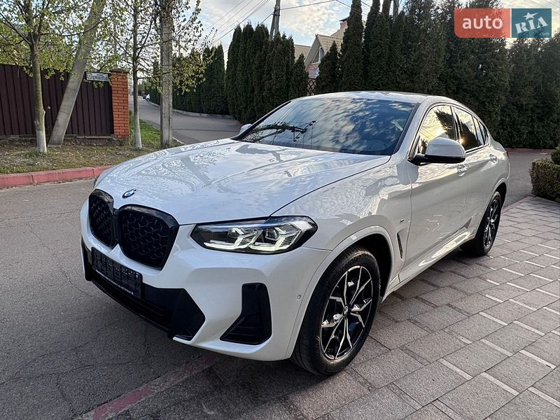 Внедорожник / Кроссовер BMW X4 2022 в Киеве