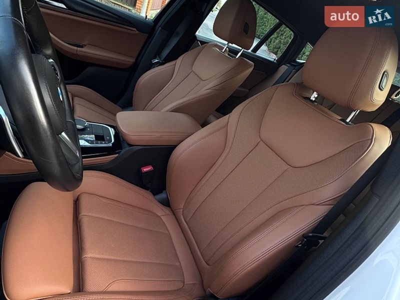 Внедорожник / Кроссовер BMW X4 2022 в Киеве