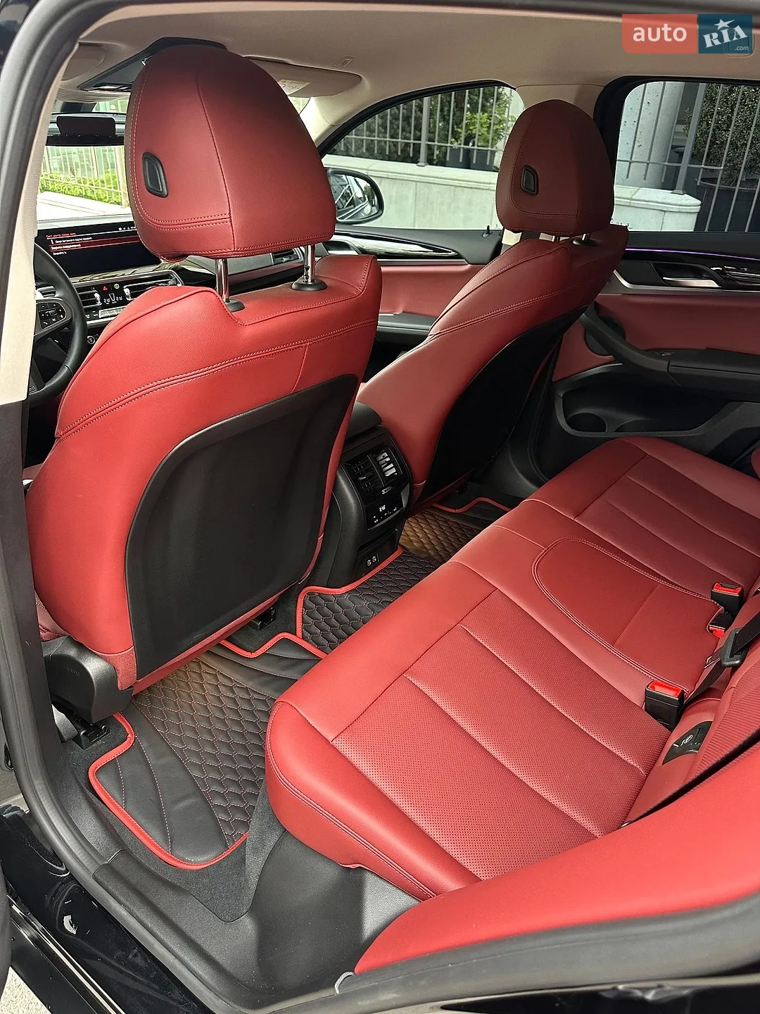 2025 BMW X4 - мініатюра 26