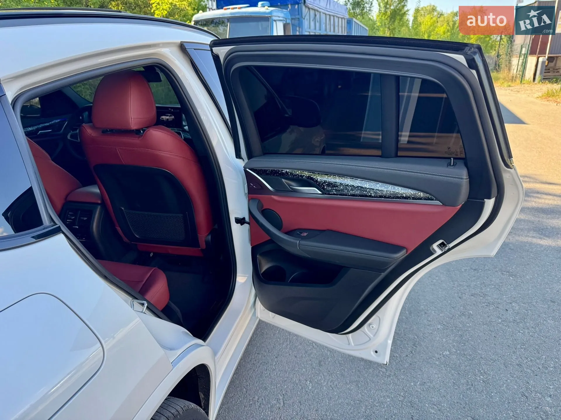 2022 BMW X4 - мініатюра 47