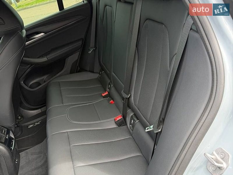 Позашляховик / Кросовер BMW X4 2022 в Черкасах