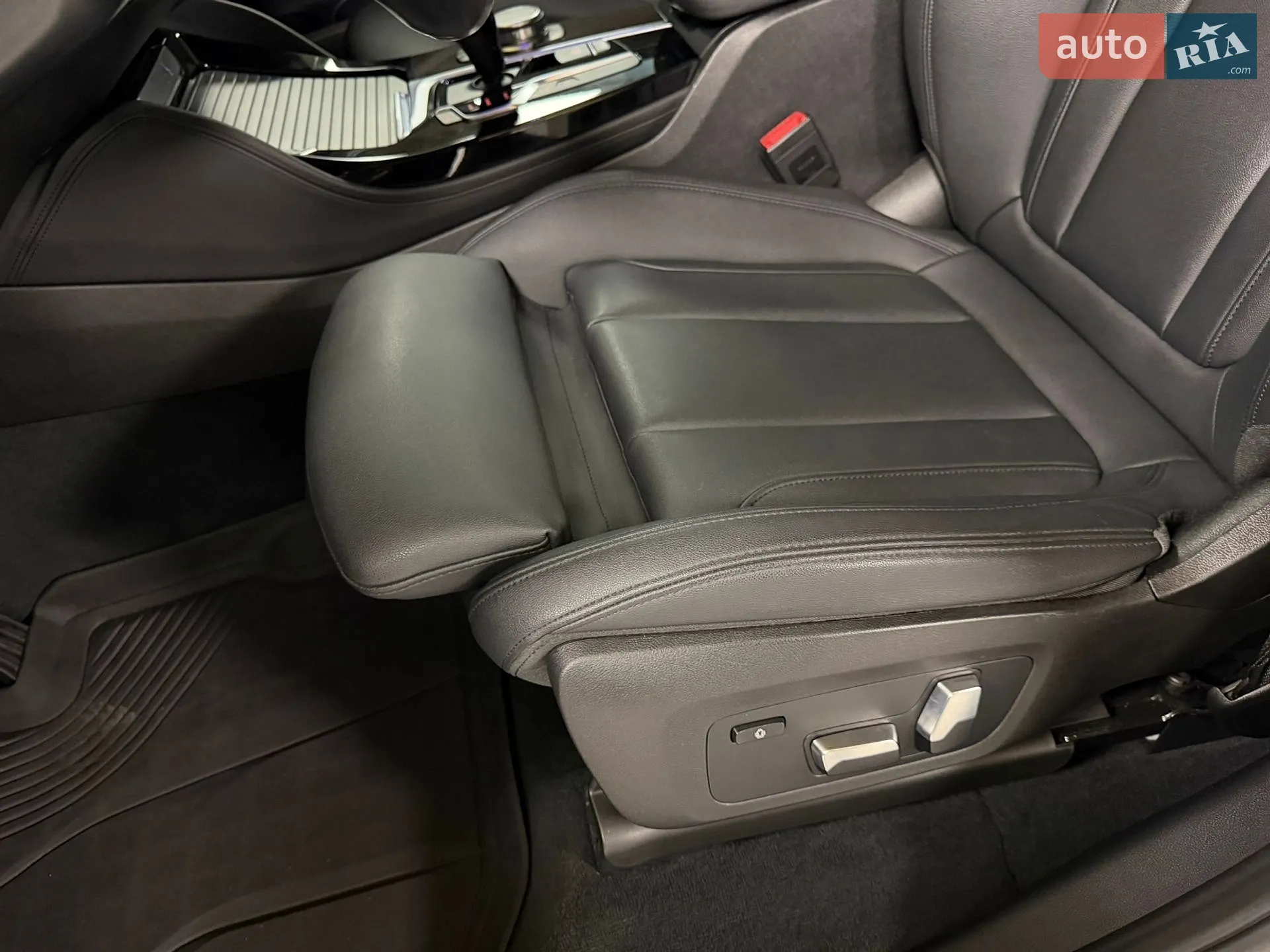 2018 BMW X4 - мініатюра 16